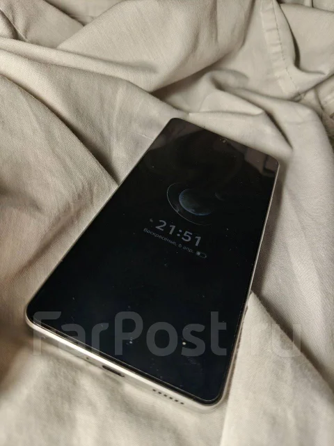 Vivo IQOO Z9. �/�, 128 ��, �����, 3G, 4G LTE, 5G, Dual-SIM, ����������, NFC ����