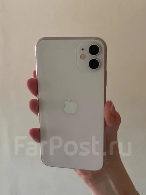 Apple iPhone 11. �/�, 64 ��, �����, 4G LTE ����