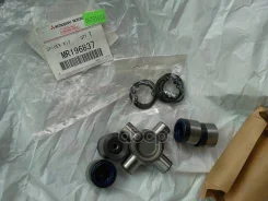 ���������� ���������� ���� Mitsubishi ���. mr196837 MR196837 ����