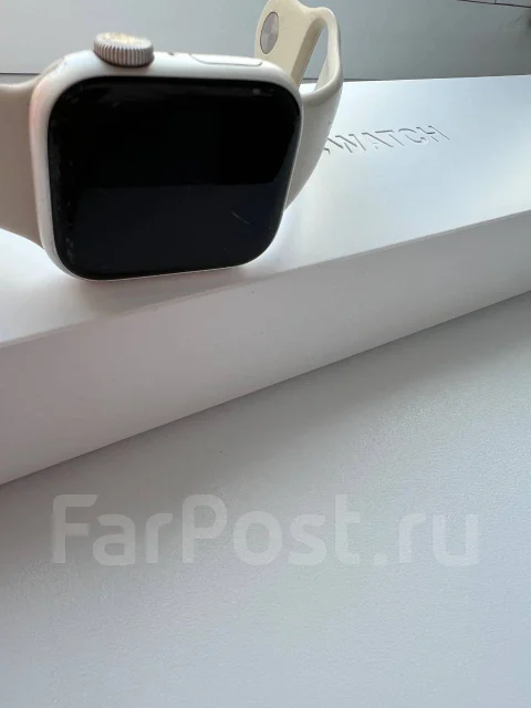 Apple Watch Series 8. NFC ����