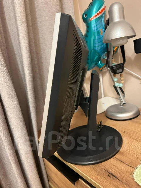 LG. 17", ���������� �� (LCD, LED, QLED) ����