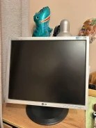 LG. 17", ���������� �� (LCD, LED, QLED) ����