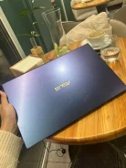 Asus VivoBook. 15.6", ��� 8 ��, ���� 237���, WiFi, Bluetooth ����