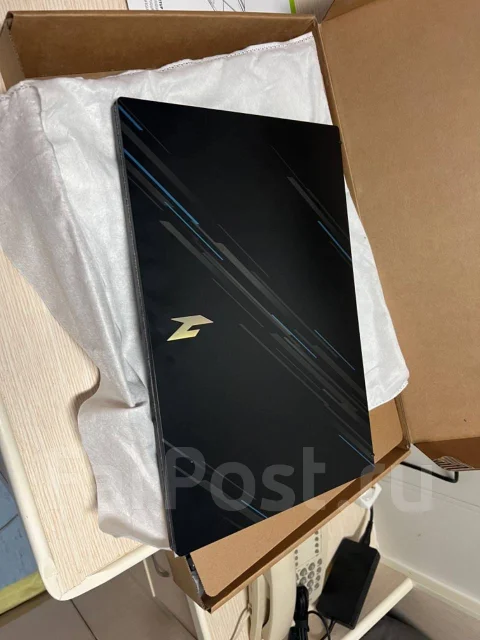 Asus. WiFi: 1, Bluetooth: 1 ����