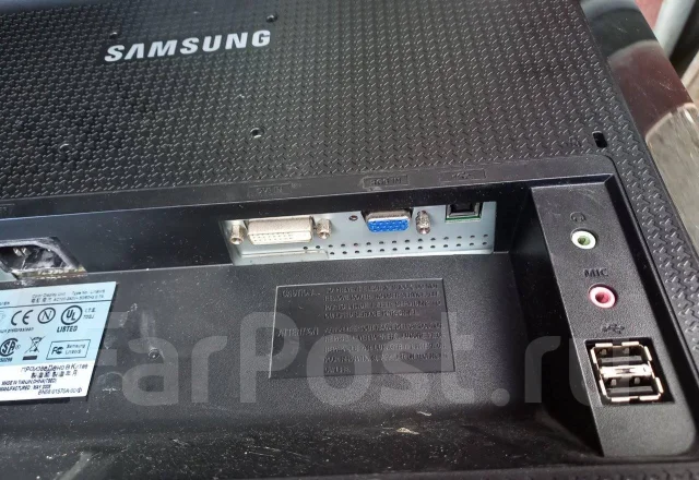 Samsung. 19", ���������� �� (LCD, LED, QLED) ����