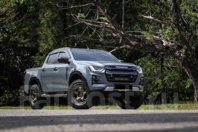 Work Meister S1 1Piece SUV. 8.0x17", 6x139.7, ET0, �� 106,1���. ��� ����� �� ������������ ����