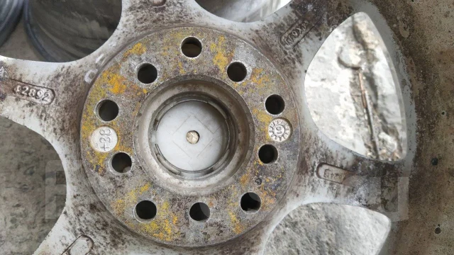 Giraru. 6.0x14", 5x100, 5x114.3, ET38 ����