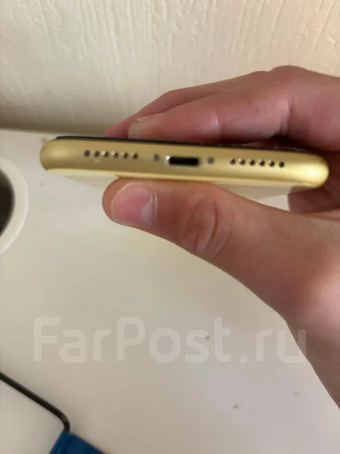 Apple iPhone 11. �/�, 64 ��, ������, 3G, 4G LTE, NFC ����