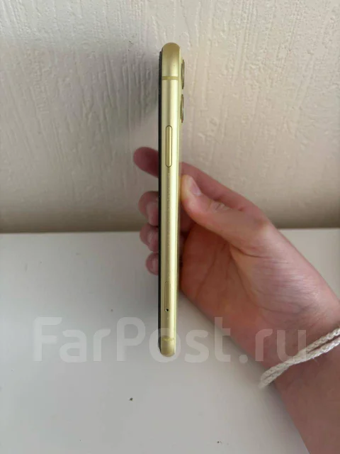 Apple iPhone 11. �/�, 64 ��, ������, 3G, 4G LTE, NFC ����