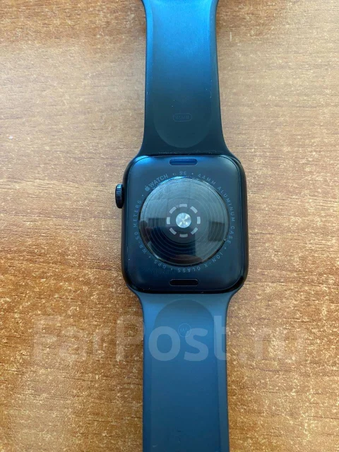 Apple Watch SE. GPS, NFC, IP68 ����