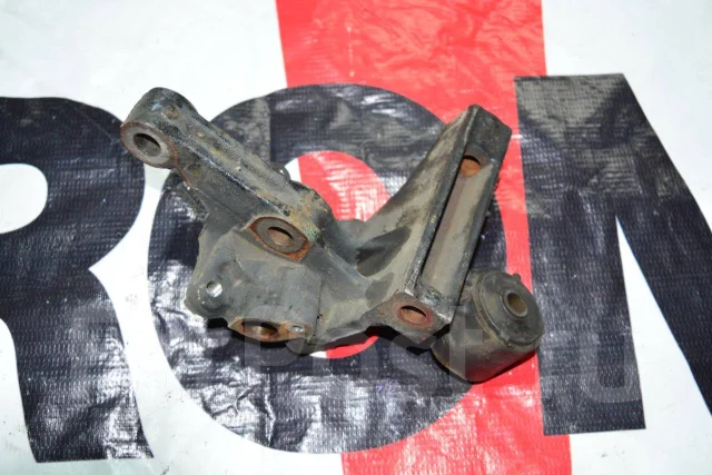 ����� Toyota ������ ������ 42304-20090 ����