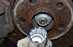 ����� ������� VW Passat B3, B4, B5, B6, B7 �������� (N90587602) (M20x1,5) 30908023 30908023 ����