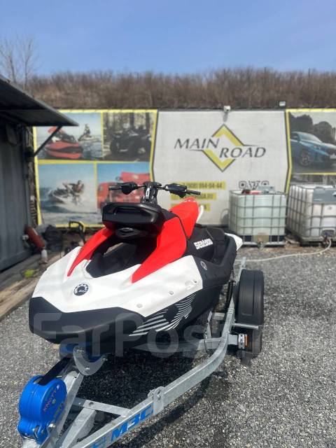 BRP Sea-Doo Spark Trixx. 2024 ��� ����