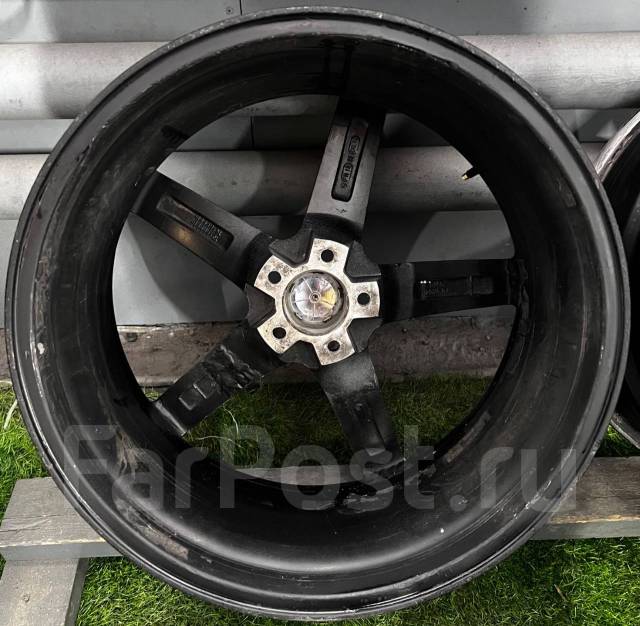 Vossen CV3-R. 9.0x20", 5x112, ET38,  73,1. 