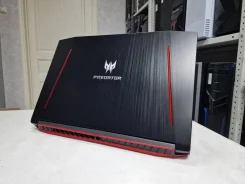 Acer Predator. 17.3", 4,2����, ��� 16 ��, ���� 1 128���, WiFi: 1, Bluetooth: 1, ����������� �� 3��. ����