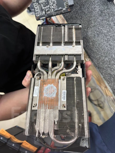 Radeon RX 480 ����
