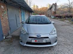 Toyota Corolla Fielder.   