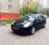 Toyota Corolla Fielder.   