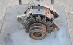 ��������� Mitsubishi FUSO 6D14 6D15 6D16 24V 30A A2T72999 ME087508 ����