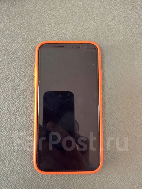 Apple iPhone 11. �/�, 64 ��, �����, 4G LTE ����