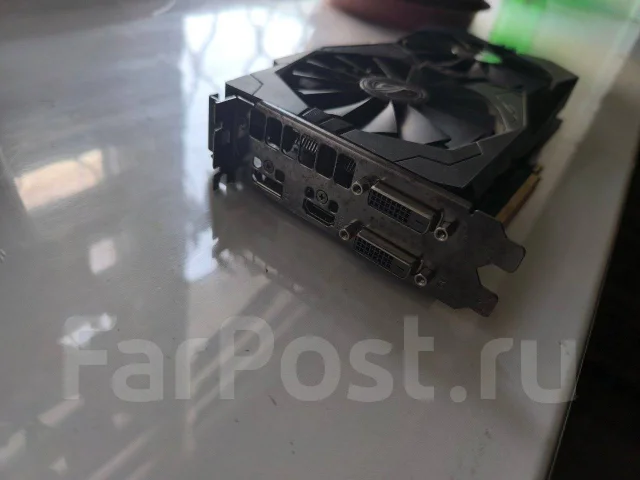 Radeon RX 570 ����