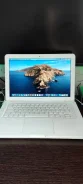 Apple MacBook 13. 13", 2,4����, ��� 4 ��, ���� 376���, WiFi: 1, Bluetooth: 1, ����������� �� 4��. ����