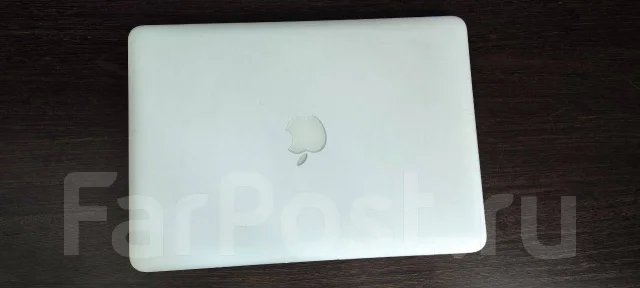 Apple MacBook 13. 13", 2,4����, ��� 4 ��, ���� 376���, WiFi: 1, Bluetooth: 1, ����������� �� 4��. ����