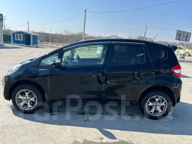 Honda Fit. �������, 4wd, 1.3 (100��.�.), ������, 220����. �� ����