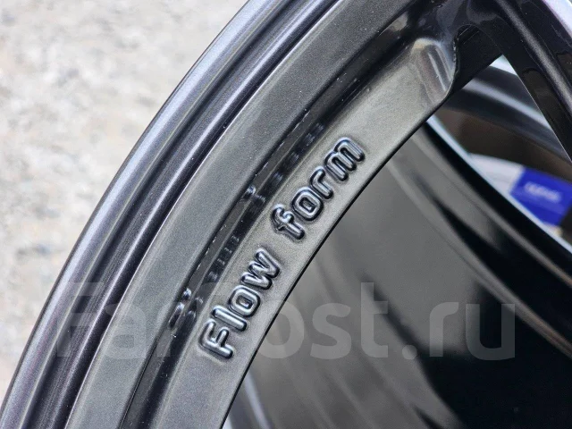 Wheelegend. 8.5x18", 5x114.3, ET38, �� 73,1���. ����
