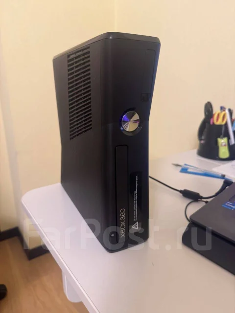 Microsoft Xbox 360 Slim ����