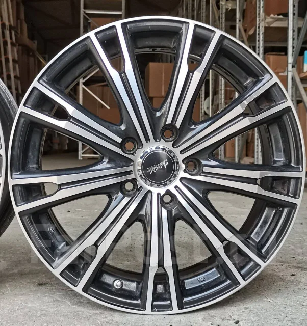 Комплект литых дисков Advanti Racing R17-5x114.3, 17