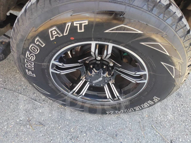 Isuzu Bighorn. �������, 4wd, 3.1 (135��.�.), ������, 300 000����. �� ����