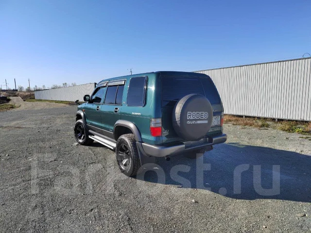 Isuzu Bighorn. �������, 4wd, 3.1 (135��.�.), ������, 300 000����. �� ����