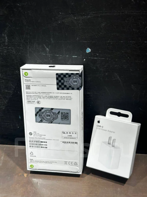Apple iPhone 16. �����, 256 ��, ������ ����