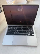 Apple MacBook Air 13 2025. 13.6", 4,4����, ��� 16 ��, ���� 512���, WiFi: 1, Bluetooth: 1 ����
