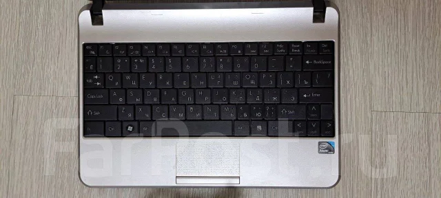 DNS. 10.1", 1,7����, ��� 2048 ��, ���� 320���, WiFi: 1, Bluetooth: 1 ����