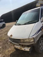 Nissan Largo. NW30720387, KA24DE ����