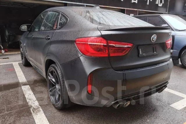 BMW X6 ����
