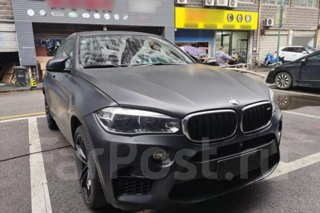 BMW X6 ����