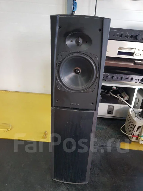 Boston Acoustics ����