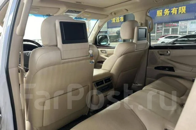 Lexus LX570 ����