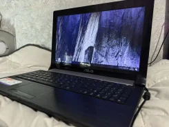 Asus. 15.6", 2,4����, ��� 8 ��, ���� 500���, WiFi, Bluetooth, ����������� �� 1��. ����