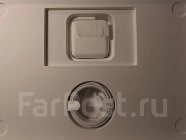 Apple MacBook Air 13 2020. 13.3", ��� 8 ��, ���� 256���, WiFi: 1, Bluetooth: 1, ����������� �� 10��. ����