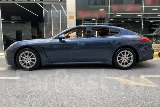 Porsche Panamera ����