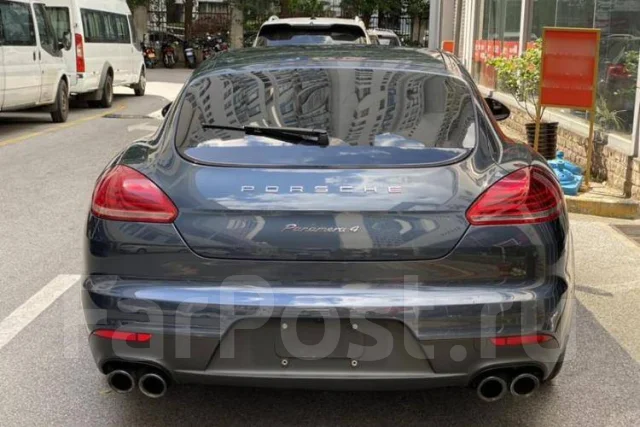 Porsche Panamera ����