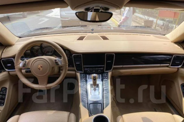 Porsche Panamera ����