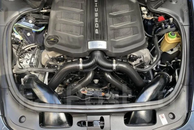 Porsche Panamera ����