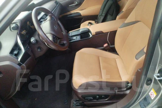 Lexus ES200 ����