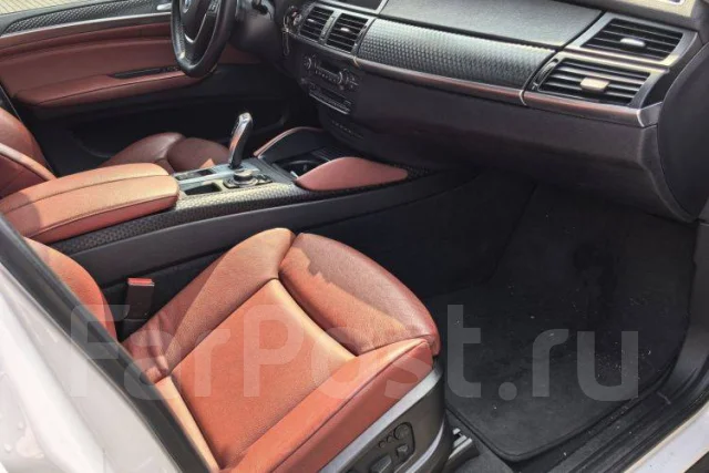 BMW X6 ����