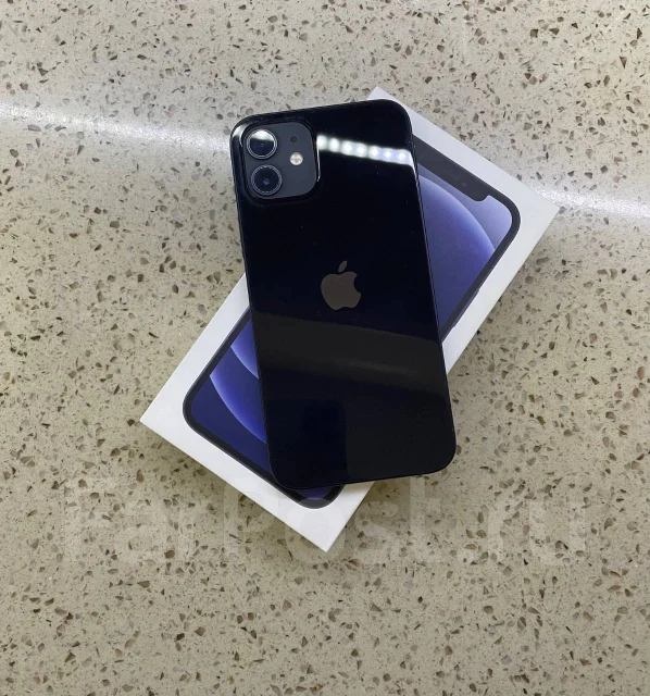 Apple iPhone 12. �/�, 128 ��, ������, 3G, 4G LTE, NFC ����